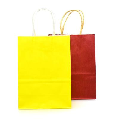 China Large Biodegradable Portable Shopping Bags With Handle Logo Custom Paper Shopping Carry Kraft Paper Bags for sale