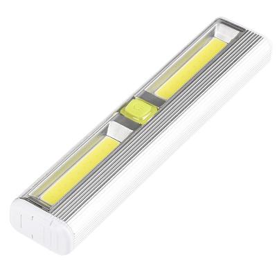 China 3XAAA Emergency Batteries Powered Super Bright 2COB With Magnet And Magic Strip Of Aluminum Working Light for sale