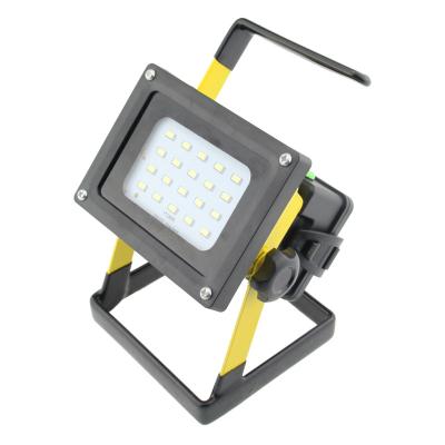 China Hot Selling Waterproof Garden 3.7V 30W IP65 Rechargeable Working Outdoor Led Flood Light for sale