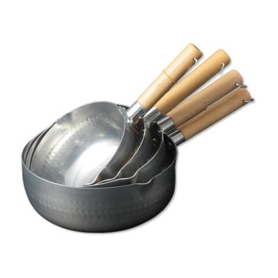 China China Sturdy Professional Manufacture Hardware Aluminum Snow Pan With Wooden Handle à venda