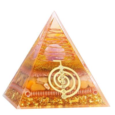 China Europe Wholesale Healing Seven Chakras 80mm Meditation Orgonite Pyramid Energy Energy 7 Chakra for sale