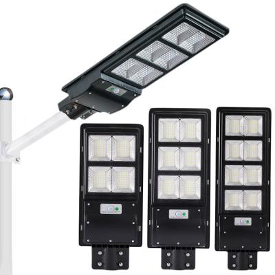 China ROAD Street Light Outdoor Integrated Solar Motion Sensor 90W 120W 150W All In One Led Solar Street Light for sale