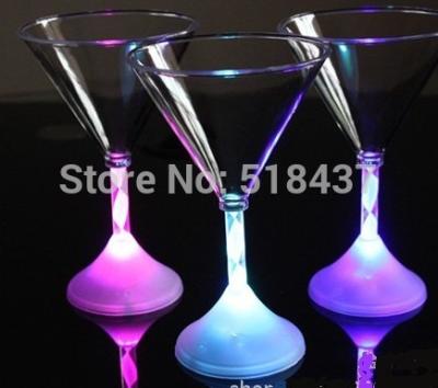 China Plastic Led Flashing Cups Plastic Luminous Wine Glass Flashing Colored Flashing Goblet Led Cup Cocktail LED Flashing Champagne Cups for sale