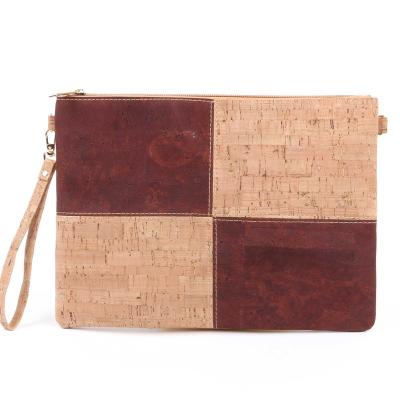 China High Quality Vegan Natural Cork Leather Women's Purse Card Bag Purse Cork Wrist Bag Vegetarian Environmental Solid for sale