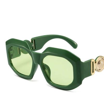 China Fashion Sunglasses Women Hip Hop Rectangle Sunglasses Unisex Summer Travel Driving Green Steampunk Sunglasses Brand Square Okulary Glasses for sale