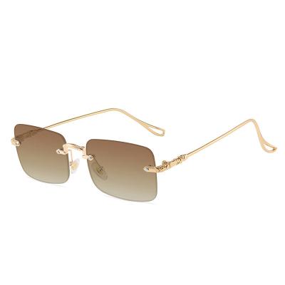 China Fashion sunglasses spring new sunglasses 2022 square rimless women sunglasses personality gradient sunglasses for sale