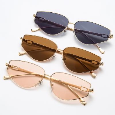 China American Statistical Cat Eye Sunglasses Retro Cat Eye Frame New European And Small Style Sunglasses Metal Sunglasses for sale