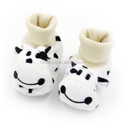 China Wholesale Baby Shoes Newborn Cow Super Soft Anti-slippery Lovely Shoes for sale