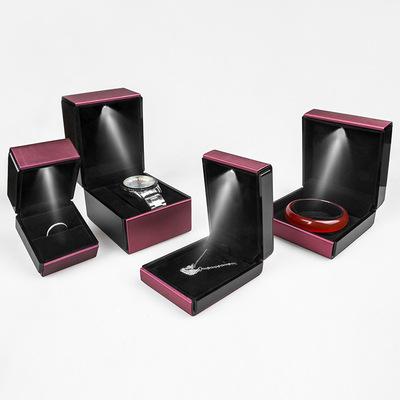 China Jewelery Packaging Wholesale Ring Bangle Bracelet Necklace Gift Jewelry Packaging Box With Light for sale