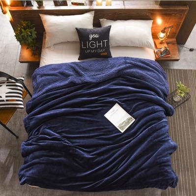 China Anti-pilling Luxury Comfortable Thick Double Layers Navy Blue King Bed Fleece T Blanket In Stock for sale