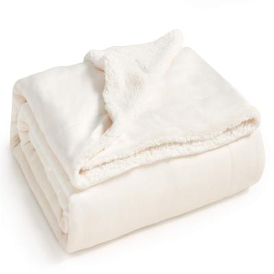 China Hot Selling Waterproof Single Solid White Color Amazon Warm Thick Diapers Double Lambs Wool Blanket Comforter for sale