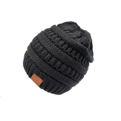 China COMMON Amazon Hot Sale Customized Label Chunky Knit Woolen Hats Beanie Winter Hat for sale