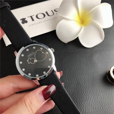 China Non-specific Trendy Popular Bee Dial Printed Watches Women Wrist Luxury Leather Strap Watches For Lady for sale