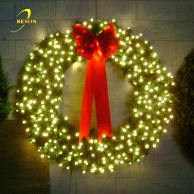 China Decorative Indoor And Outdoor Use Around Christmas Garlands With Led Lights for sale