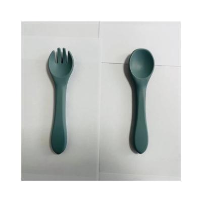 China Customized BPA Free Silicone Baby Fork Professional Spoon Set Baby Feeding Training Spoon for sale