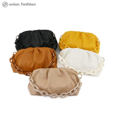 China Daily Life Fashionable Style Soft Vegan Pleated Leather Acrylic Cloud Shoulder Bag Clutches and Handbag for sale