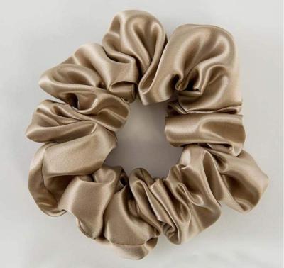 China Trendy Mulberry Silk Hair Tie Cheap Silk Hair Scrunchie Fashionable for sale