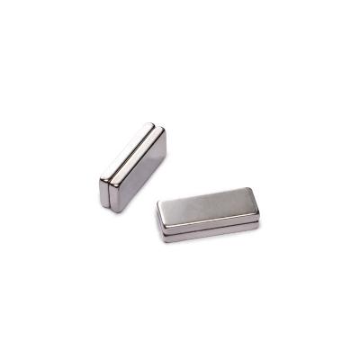 China Industrial Magnet Factory Direct Sales Strong Draw 3mm x 5mm Neodymium Magnet for sale