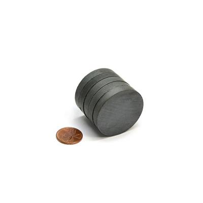 China Industrial Magnet Disc 25*2mm Barium Ferrite Magnets for sale