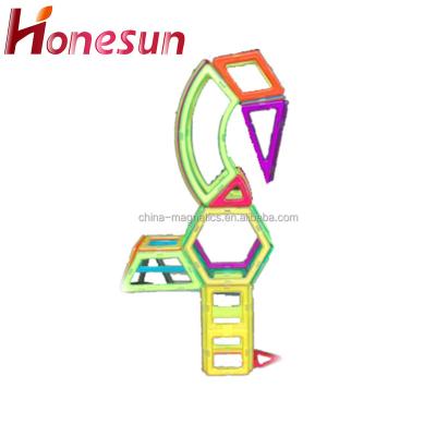 China Industrial magnet assembled magnet plastic colorful educational toys for sale for sale