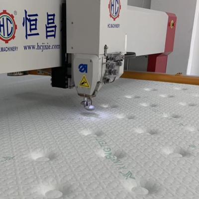 China Head Moved China Industrial Automatic 360 Degree Independent Jump Single Stitch Quilting Machine for sale