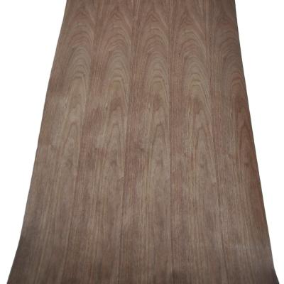 China Hotel Traditional Veneer Natural Walnut Raw Wood Laminates With Craft Paper In Stock for sale