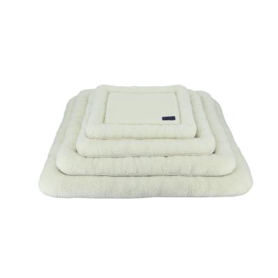 China Warm Winter Season Breathable Dog Mat Sherpa Cloth Cage Pet Bed Cushion for Large Dog Sitting and Sleeping for sale