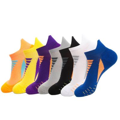 China QUICK DRY QUICK DRY comfort cushioned ankle performance breathable cut athletic sports stockings running socks for sale