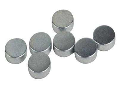 China Small Powerful N33 N35 Disc NdFeb Magnet with Zinc Plated ROHS for sale