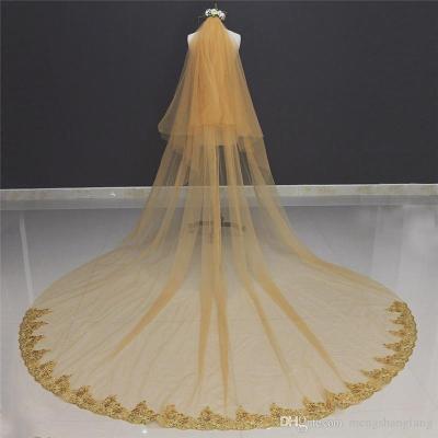 China Lace Edge 2022 new single layer long tulle veil golden bride wedding tiara comb style wholesale for sale