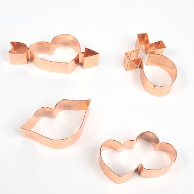 China Amazon Viable Hot Selling Copper Plated 4 Pieces For Valentine's Day Diy Cookie Mold 3d Cookie Cutter for sale