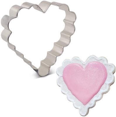 China Viable Valentine's Day Cookie Mold Stainless Steel Heart Shape Cookie Cutter Set Custom Cookie Tools for sale