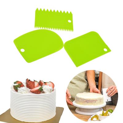 China Sustainable Baking 3Pc Pastry Tools Plastic Dough Knife Glazing Fondant Scraper Decorating Single Smooth Jagged Edge Spatulas Cutters Cake Tool for sale