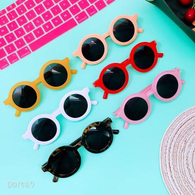 China Fashion Sunglasses Wholesale Outdoor Wild PC Frame Child Sunglasses Cute Round Children Sunglasses UV400 for sale