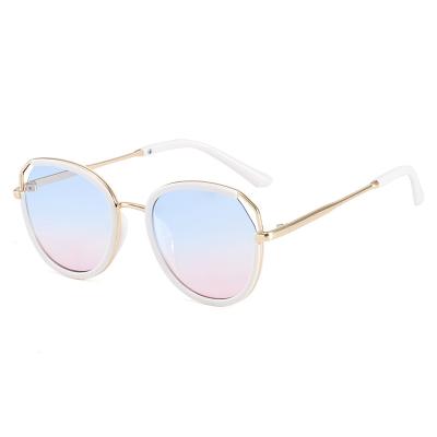 China Fashion Sunglasses 2020 Wholesale Fashion Kids Love Shade Rimless Frameless Sun Glass Metal Cat Eye Kids Sunglasses With Custom Logo for sale