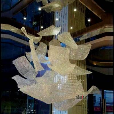 China Modern Custom Crystal Cloud Shape Pendant Lamp Crystal Bead Chandelier For Villa Lobby Hotel Sales Service for sale