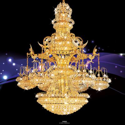 China Customized Luxury Modern Gold Iron Crystal Chandelier Crystal Pendant Lamp For Hotel Lobby for sale