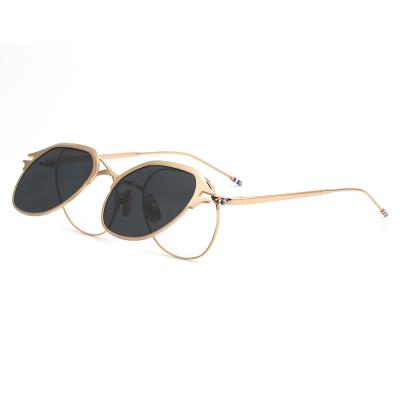 China Unisex Gold Metal Detachable Glass Flip Up Glass Detachable Sunglasses for sale