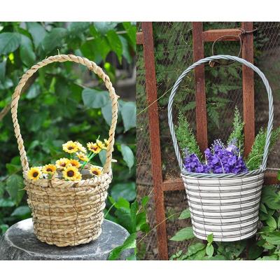 China Yulin Jiafu Girl's Floral Wicker Basket Country Gift Flower Basket Florist Basket Country Wicker Basket for sale