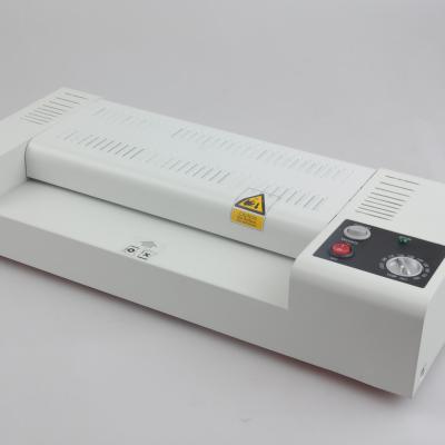 China SONTO A4 Size Paper Laminating Machine (PL-230A4) for Office and Home Use Pocket A4 Laminator for sale