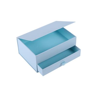 China Elegant Recyclable Plain Printed Magnetic Closure Flap Bespoke Cardboard Gift Box Drawer Paper Gift Box for sale