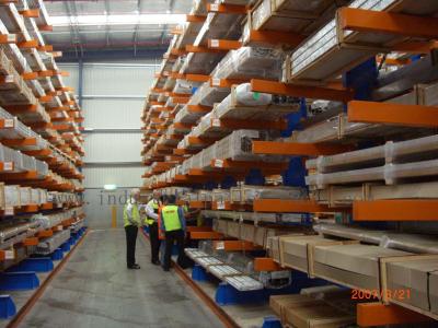 China Vertical Heavy Duty Cantilever Racking Systems , cantilever storage racks for sale