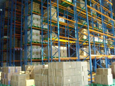 Cina Della fabbrica VNA del pallet di racking del sistema carrello elevatore della navata laterale dello stretto molto in vendita