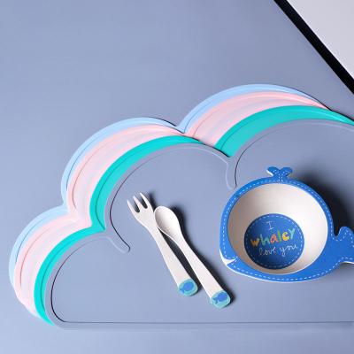 China Sustainable Drop Shipping New Design Food Grade Baby Kids Harmless Portable Cloud Shape Non Slip Table Mat Silicon Placemat for sale