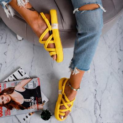 China BUSY GIRL AL8019 Women's sandals flat shoes women 2020 womens flat sandals summer rope flat sandals shoes for sale