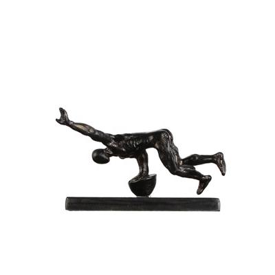 China Home Decor Room Decor Wall Decor Abstract Metal Crafts Small Sport Bronze Sculptures for sale