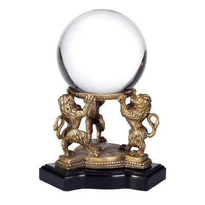 China Nice Looking Europe JDSC Crystal Ball With Playing Lions Brass Sculpture For Gift for sale