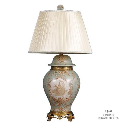 China Europe Style Brass Ceramic Fabric Lampshade Antique American Table Lamp for sale