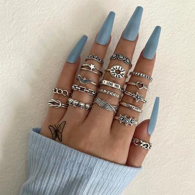 China High Quality 18 Pcs Women/Men Set Crown Eagle Chain Ring English Letter Skull Sunflower Star Wave Pattern Ring Set Party Holiday Gift for sale