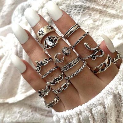 China High Quality 16 Pcs/Set Women's Rings Set Lady Knuckle Finger Ring Boho Vintage Yin Yang Sun Moon Snake Leaf Crown Flower Chain Flower Jewelry for sale